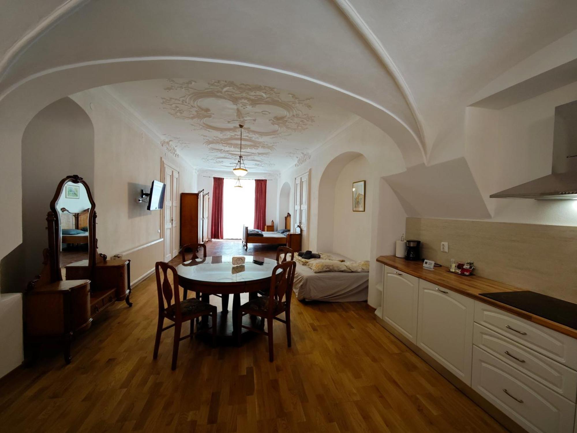 Clasic Studio Central Brasov Bagian luar foto