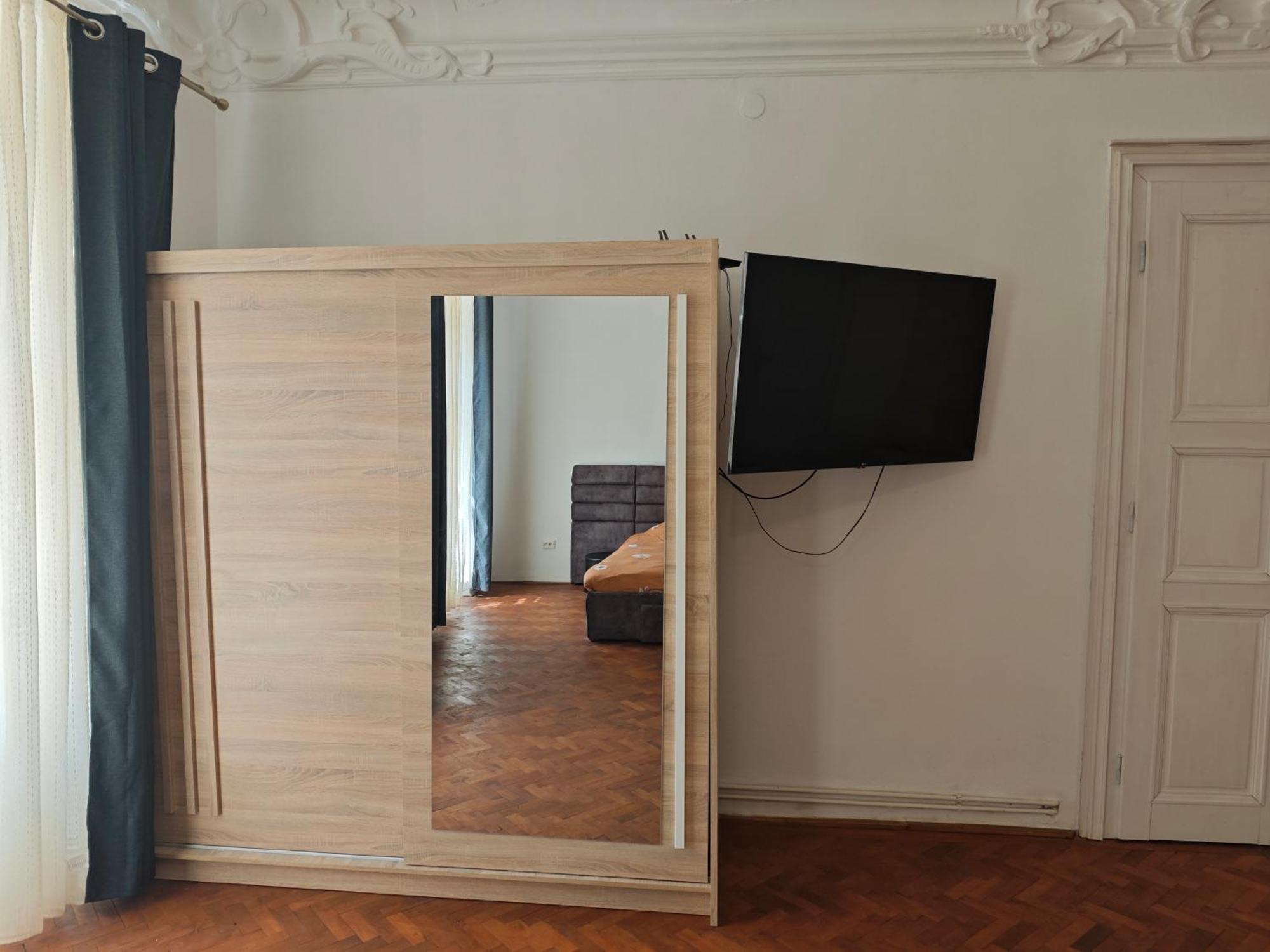 Clasic Studio Central Brasov Bagian luar foto